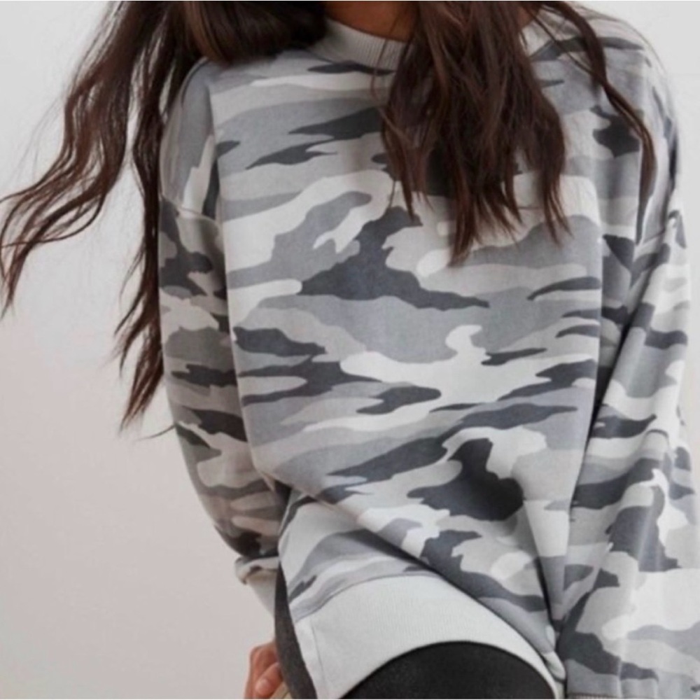 Aerie Women's Camouflage Crewneck Sweatshirt - Picture 5 of 5